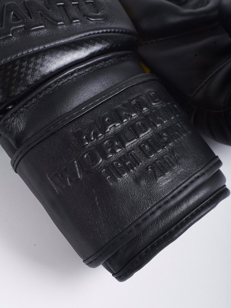 MANTO BOXING GLOVES CARBON-black